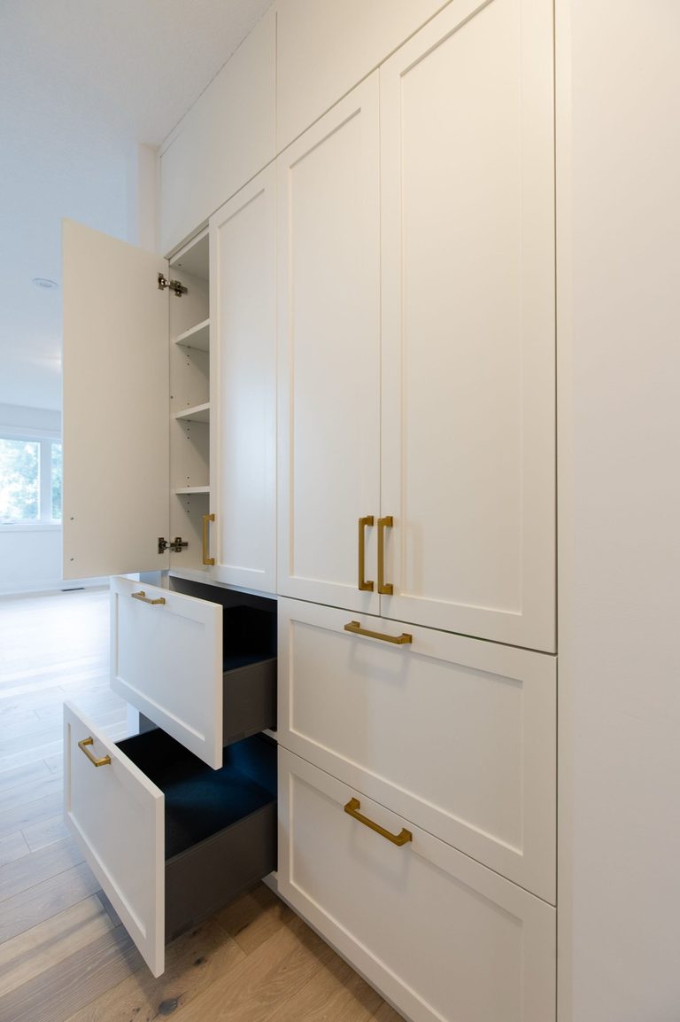 Ensuite vanity